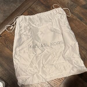 Michael Kors Cream Drawstring Logo Dust Bag